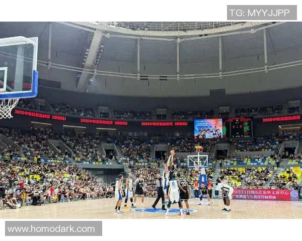 周鹏：从篮球场上的传奇到生活中的榜样，如何影响年轻一代的成长与追梦之路